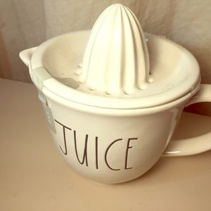 Rae Dunn ceramic juicer - JUICE